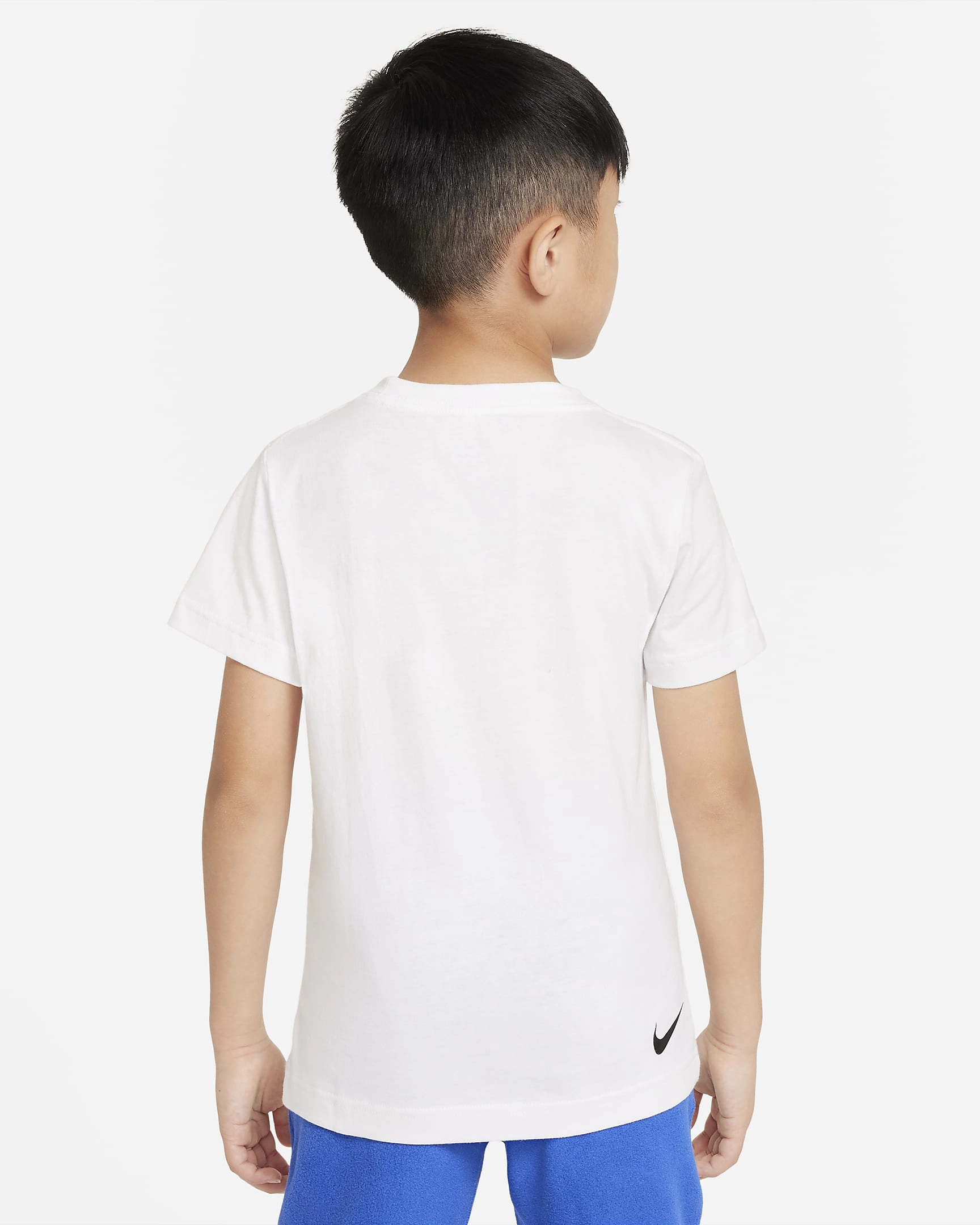 Nike Little Kids' ACG T-Shirt: Pikkuinen seikkailija matkalle ACG-paidassa! Uudet seikkailut odottavat, osta nyt!