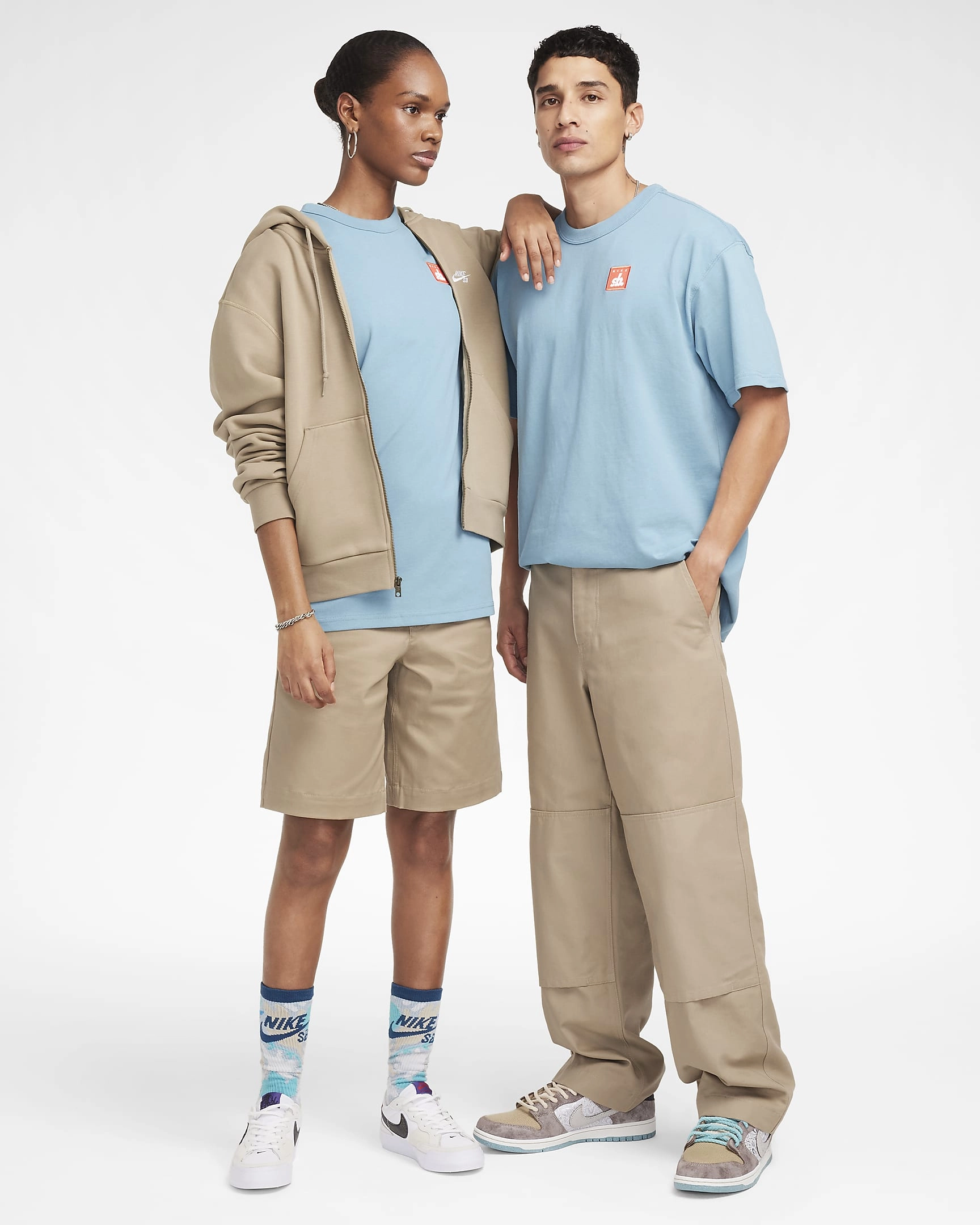 Nike SB Skeittipaita: Tyyliä ja asennetta rullalautailuun. Koe liike, tunne vapaa, näytä Nike!
